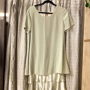 Jones New York ladies 14 green dress